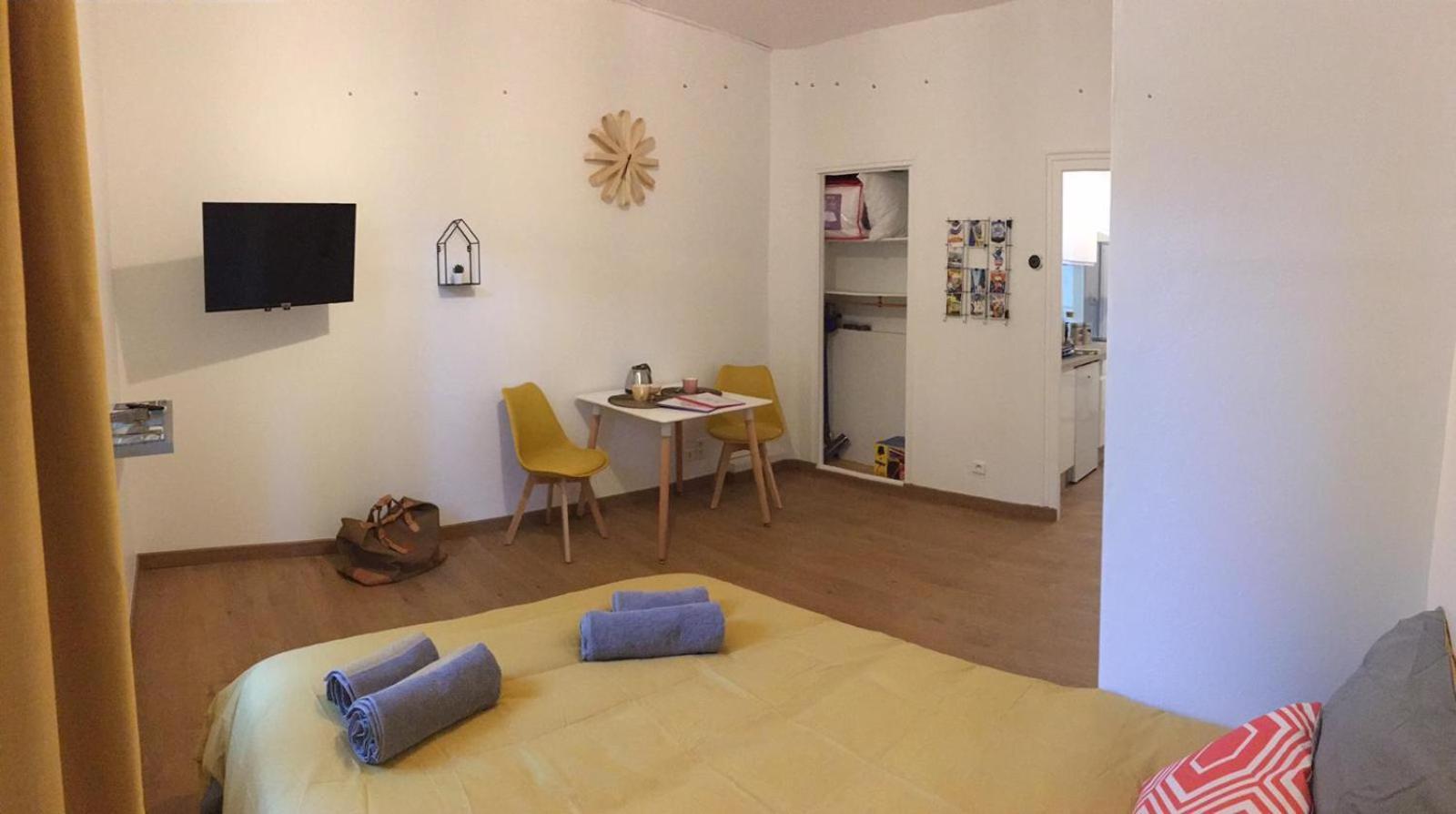 Le Skandi - 28 M² Renove Entre Gare & Centre-Ville Vichy Buitenkant foto